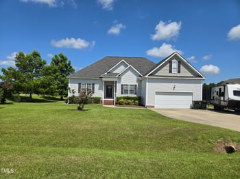 29 Linville Ln, Willow Springs, NC 27592