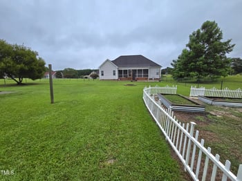 29 Linville Ln, Willow Springs, NC 27592