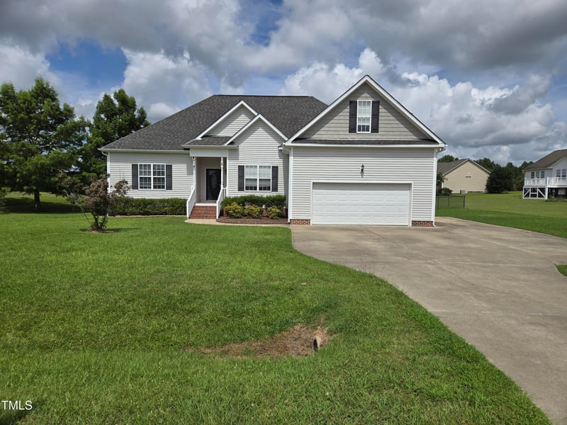 29 Linville Ln, Willow Springs, NC 27592