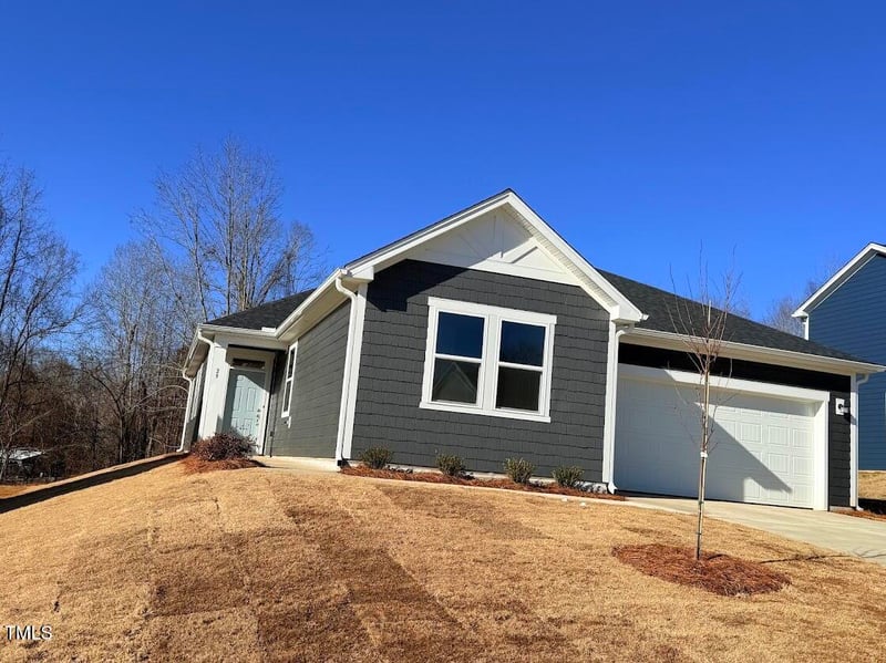 29 Longdale Dr, Graham, NC 27253