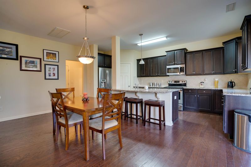 29 Maybrook Ct, Garner, NC 27529