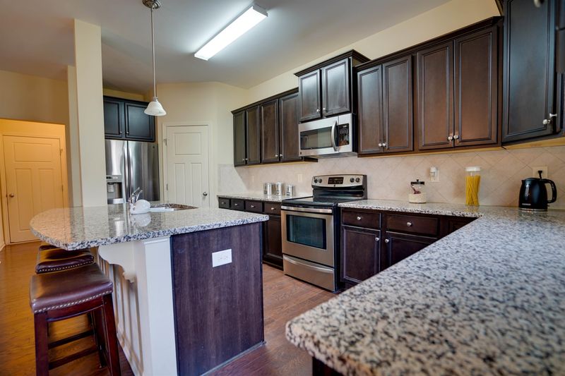 29 Maybrook Ct, Garner, NC 27529
