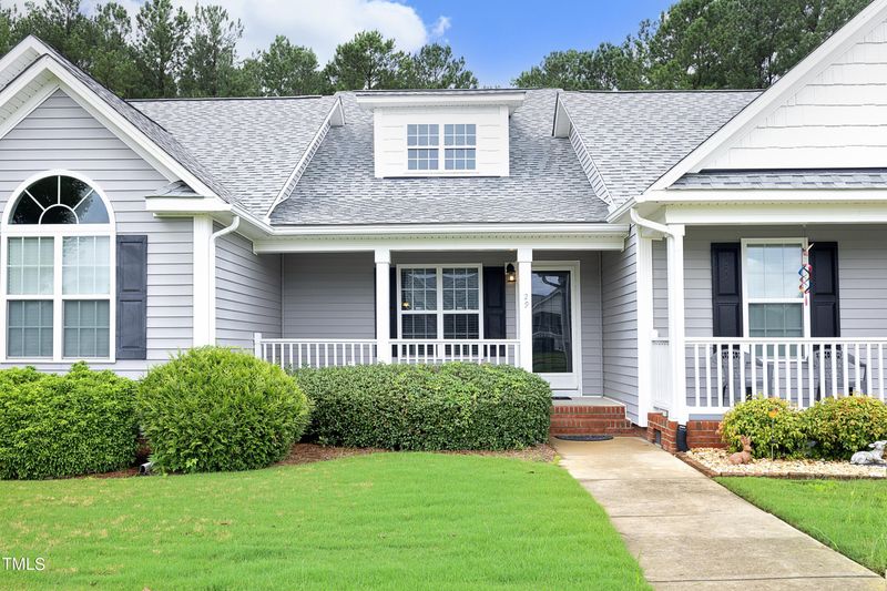 29 Moss Creek Dr, Clayton, NC 27520