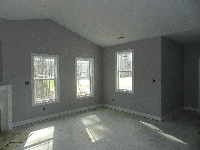 29 Saylor Ridge Ln, Willow Springs, NC 27592