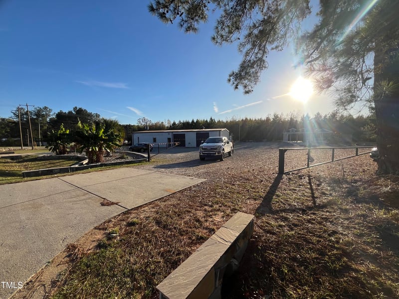 29 Strickland Rd, Smithfield, NC 27577