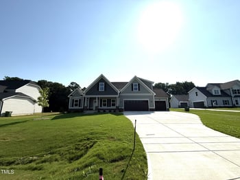 290 Busterfield Ct, Benson, NC 27504