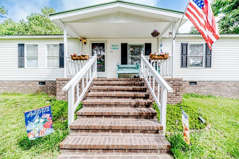 290 Kathleen Rd, Lillington, NC 27546