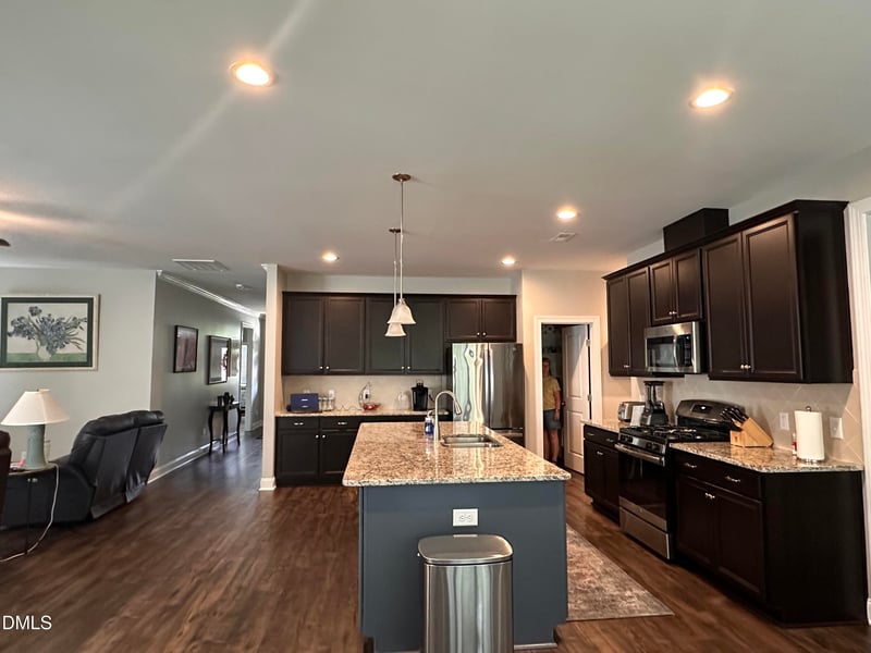 290 Rhoda Lilley Dr, Fuquay Varina, NC 27526