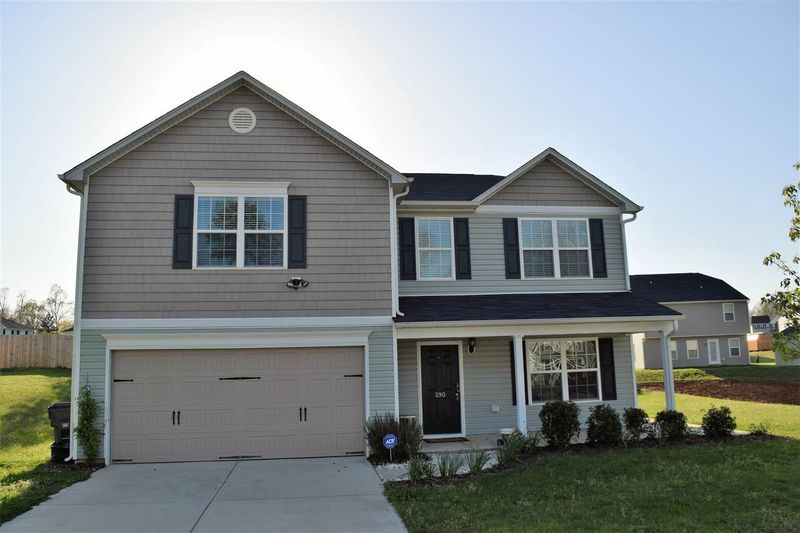 290 Rosemary Dr, Burlington, NC 27215