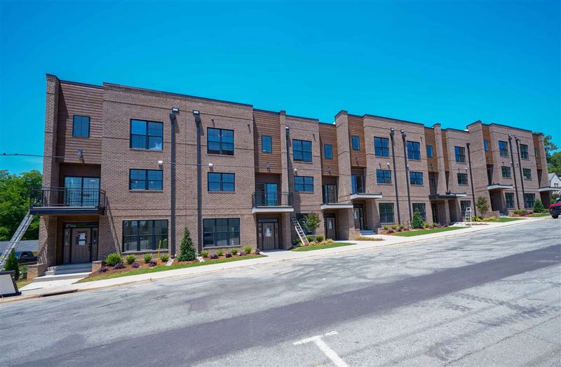 290 Spring Ave, Fuquay Varina, NC 27526
