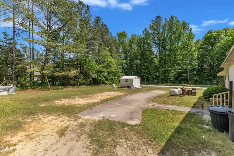2900 Barrington Dr, Raleigh, NC 27610