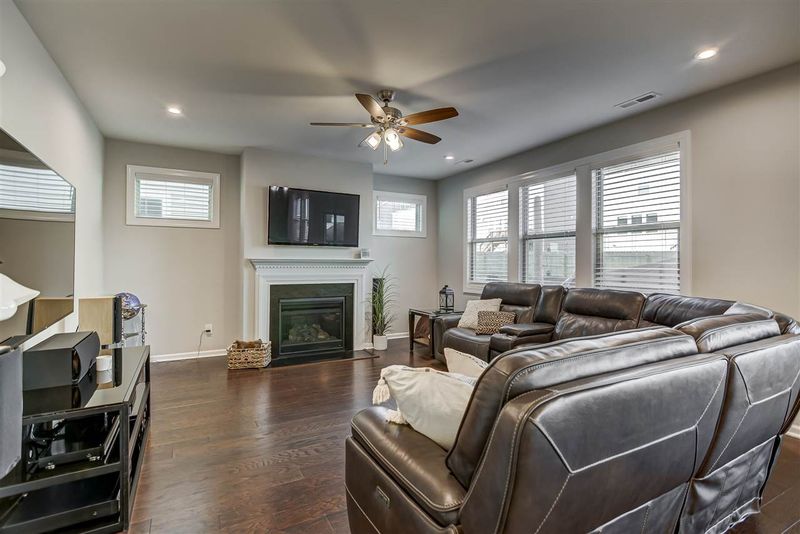 2900 Karpathos Ct, Apex, NC 27502