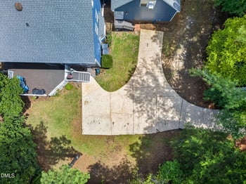 2900 Meadowview Ct, Apex, NC 27539