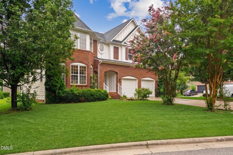 2900 Northop Ct, Raleigh, NC 27614