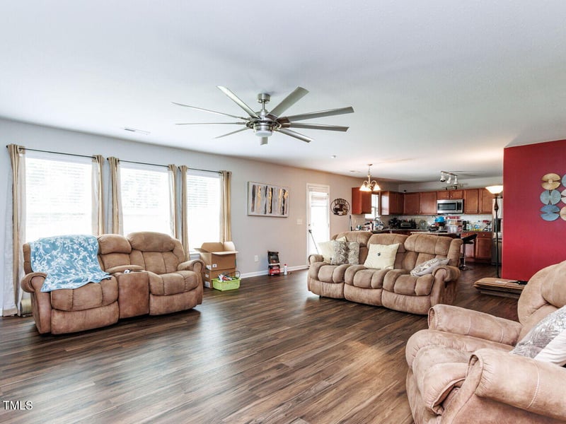 2900 Poole Farm Ln, Raleigh, NC 27610
