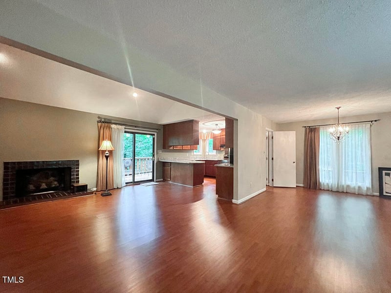 2900 Sylvania Dr, Raleigh, NC 27607