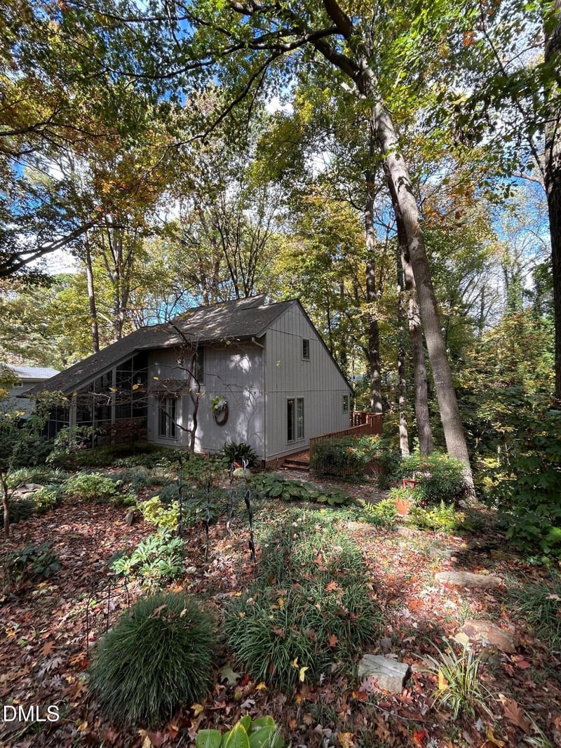 2900 Sylvania Dr, Raleigh, NC 27607