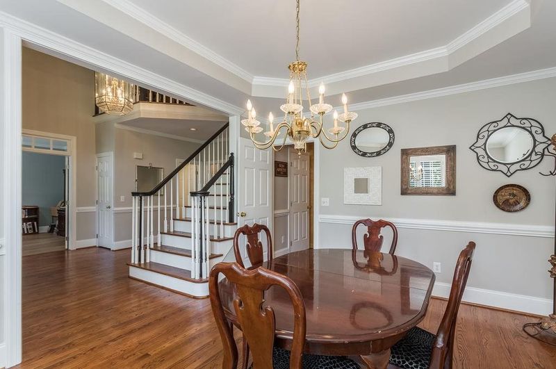 2900 Woodslope Dr, Raleigh, NC 27610