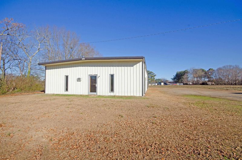 2901 Broadway Rd, Sanford, NC 27332