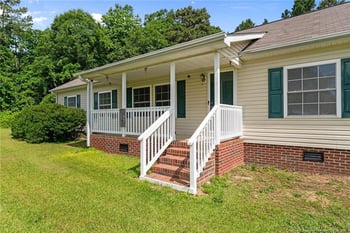 2901 Cheshire Dr, Sanford, NC 27332