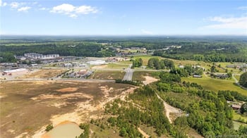 2901 Cheshire Dr, Sanford, NC 27332