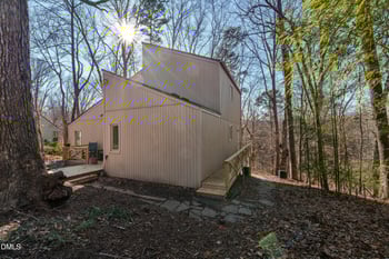 2901 Debra Dr, Raleigh, NC 27607