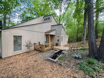 2901 Debra Dr, Raleigh, NC 27607