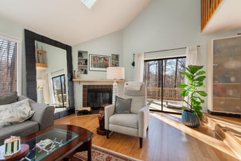 2901 Debra Dr, Raleigh, NC 27607