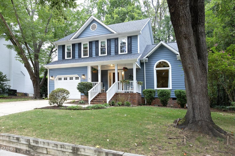 2901 Hiking Trl, Raleigh, NC 27615