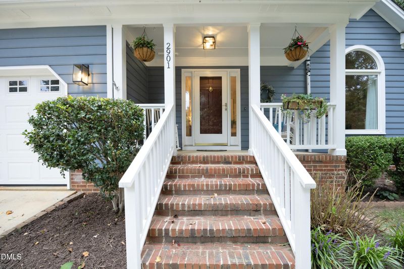 2901 Hiking Trl, Raleigh, NC 27615