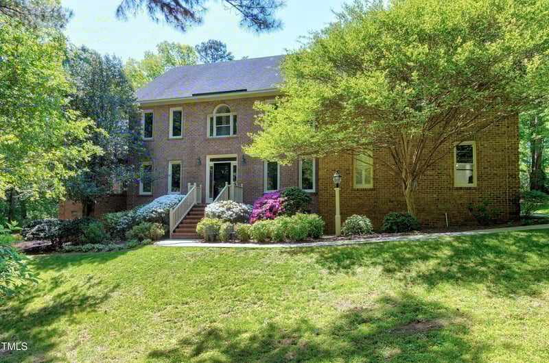 2901 Hunters Bluff Dr, Raleigh, NC 27606