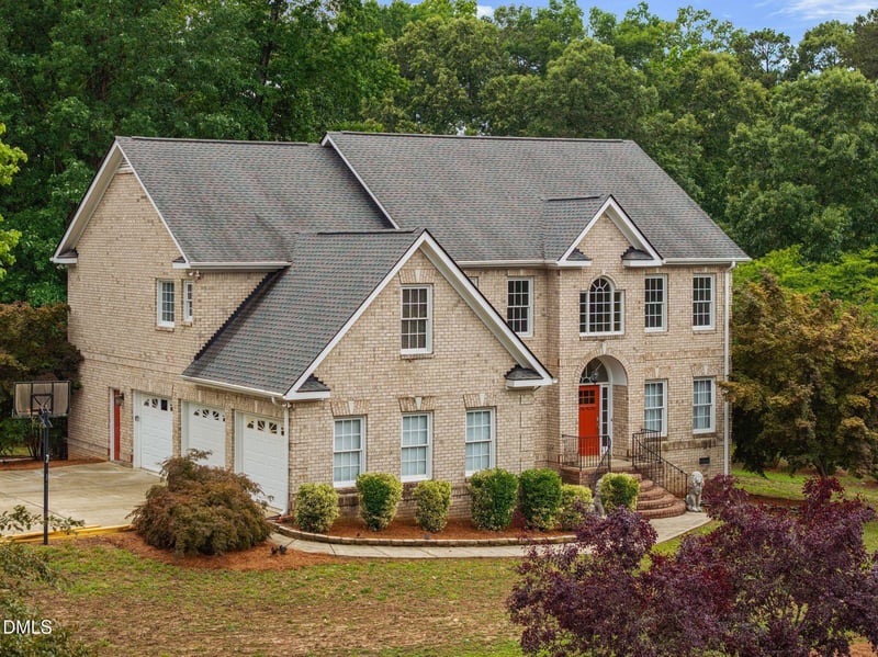 2901 Lauren Oaks Dr, Raleigh, NC 27616
