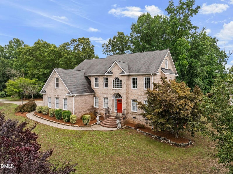 2901 Lauren Oaks Dr, Raleigh, NC 27616