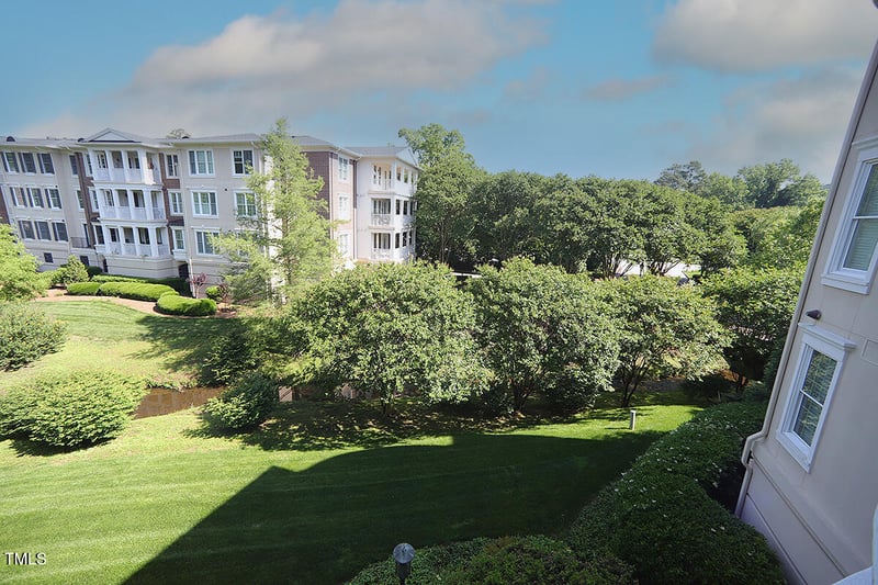 2901 Market Bridge Ln, Raleigh, NC 27608