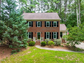2901 Meadowview Ct, Apex, NC 27539