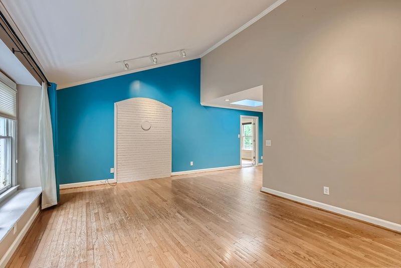 2901 Optimist Farm Rd, Apex, NC 27539