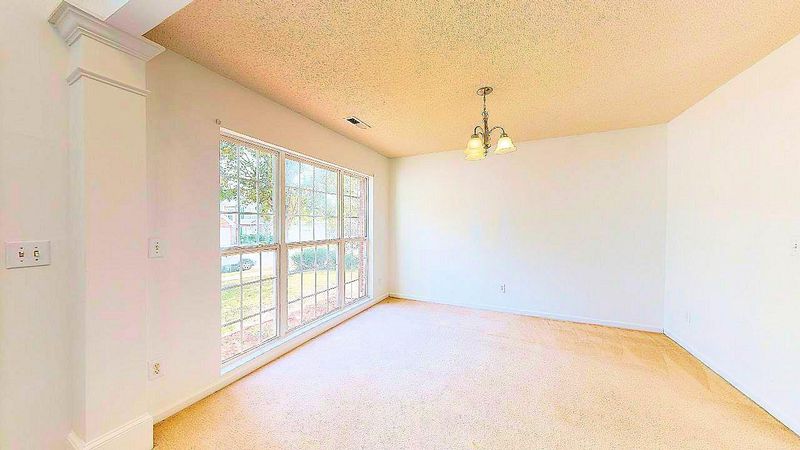 2901 Tuckland Dr, Raleigh, NC 27610