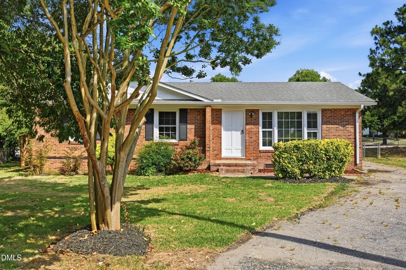 2901 Wicklow Pl, Raleigh, NC 27604