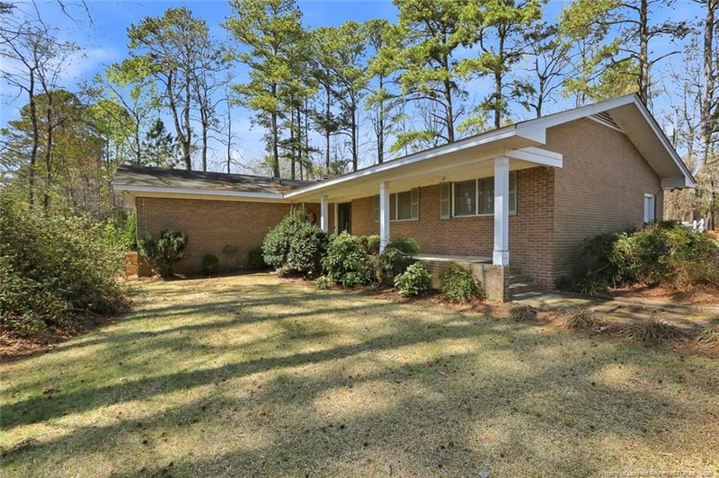 2902 Tramway Rd, Sanford, NC 27330