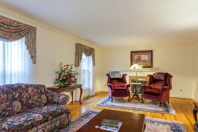 2903 Buckingham Rd, Durham, NC 27707