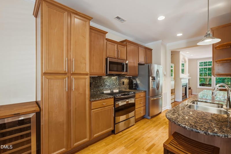 2903 Imperial Oaks Dr, Raleigh, NC 27614