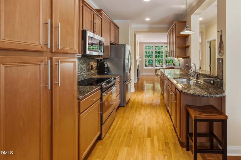 2903 Imperial Oaks Dr, Raleigh, NC 27614