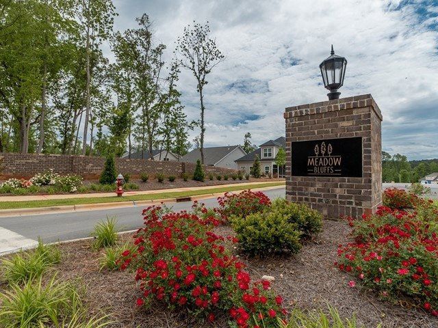 2903 Meadow Bluffs Way, Fuquay Varina, NC 27526
