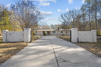 2903 Neville Rd, Chapel Hill, NC 27516