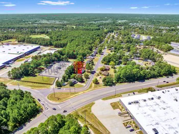 2903 Peacock St, Hope Mills, NC 28348