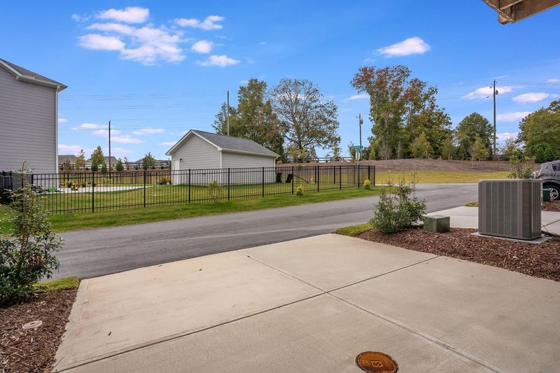2903 Sunflower Rd, Apex, NC 27502