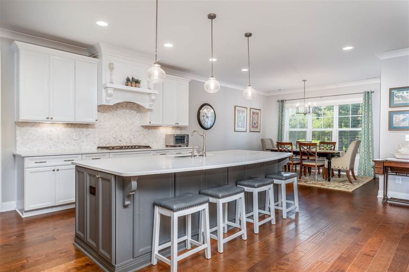2904 Autumn Sunset Ct, Raleigh, NC 27616