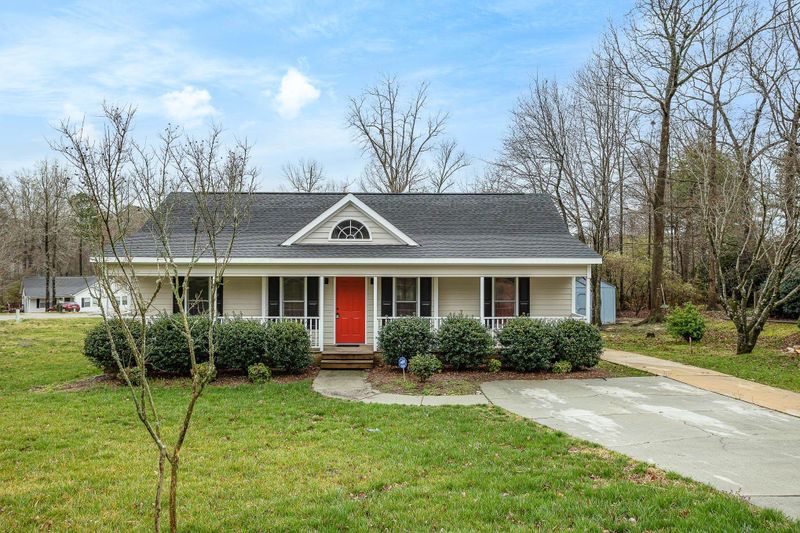 2904 Brittany Dr, Clayton, NC 27520