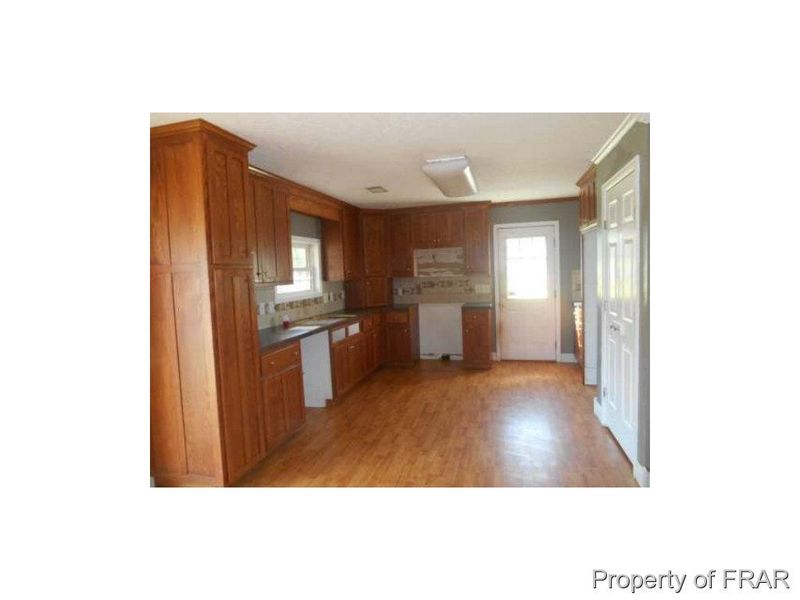 2904 Cheshire Dr, Sanford, NC 27332