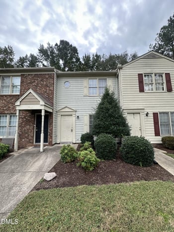 2904 Faversham Pl, Raleigh, NC 27604